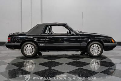 1986 Ford Mustang GT Convertible