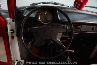 1973 Volkswagen Super Beetle