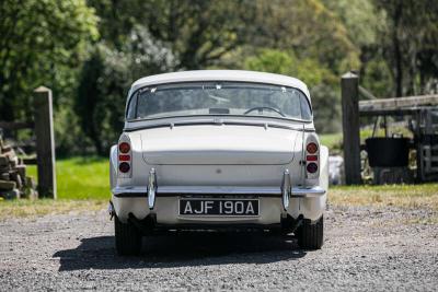 1963 Daimler SP250