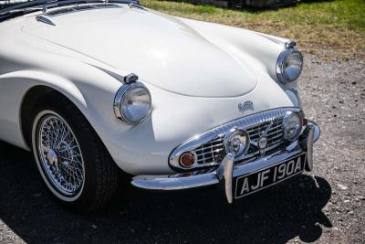 1963 Daimler SP250
