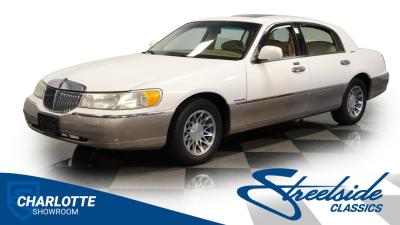 2000 Lincoln Town Car Signature Series