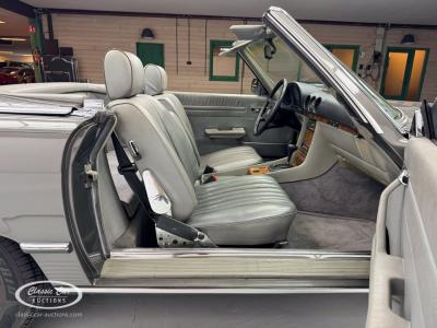 1984 Mercedes - Benz 380 SL