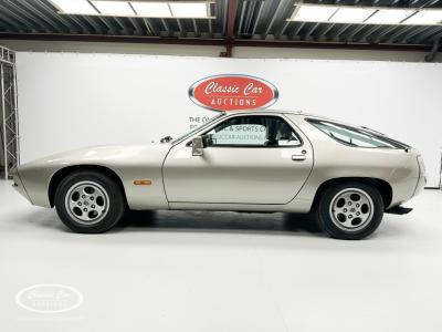1982 Porsche 928