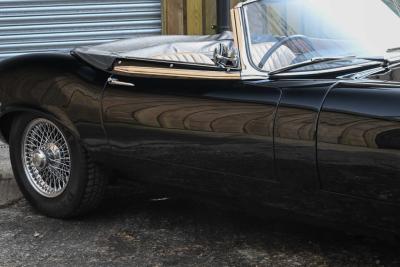 1974 Jaguar E-Type Series III (Commemorative Edition)