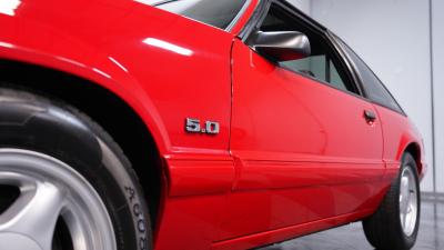 1993 Ford MUSTANG LX
