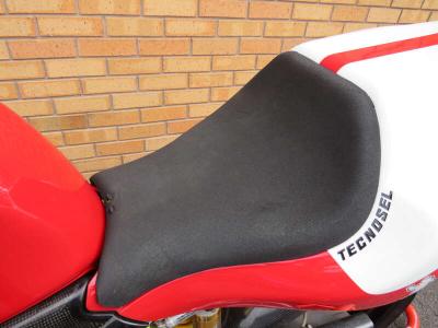 2000 Ducati 916 CARL FOGARTY REPLICA