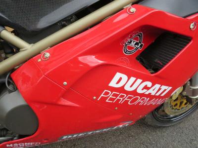 2000 Ducati 916 CARL FOGARTY REPLICA
