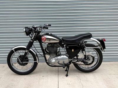1959 BSA DBD34 GOLD STAR
