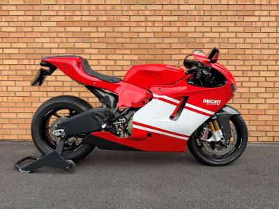 2008 Ducati DESMOSEDICI RR