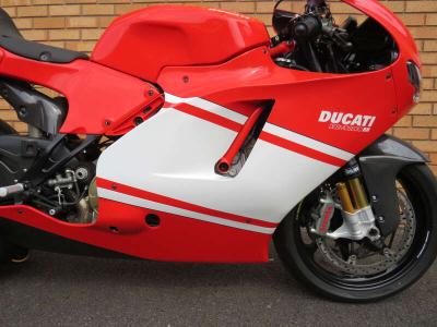 2008 Ducati DESMOSEDICI RR