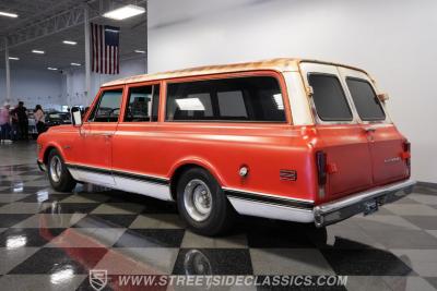1972 Chevrolet Suburban Patina Restomod