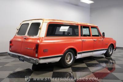 1972 Chevrolet Suburban Patina Restomod