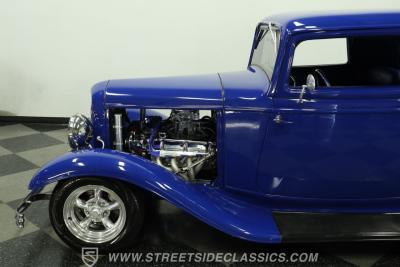 1932 Ford 3-Window Coupe