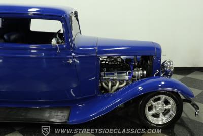 1932 Ford 3-Window Coupe