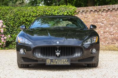 2008 Maserati GranTurismo S &ldquo;with the Ferrari-red valve covers&rdquo;