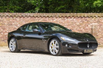 2008 Maserati GranTurismo S &ldquo;with the Ferrari-red valve covers&rdquo;
