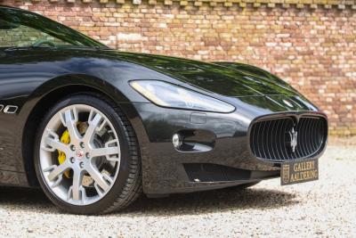 2008 Maserati GranTurismo S &ldquo;with the Ferrari-red valve covers&rdquo;