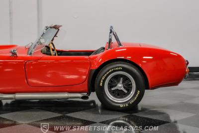 1965 Shelby Cobra Classic Roadster LTD