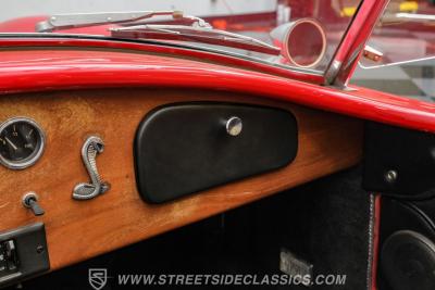 1965 Shelby Cobra Classic Roadster LTD