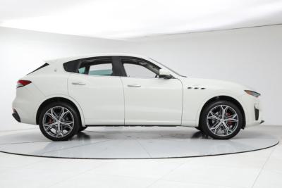 2022 Maserati Levante
