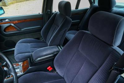 1991 Mercedes - Benz 400 SE &ldquo;The Cathedral&rdquo;