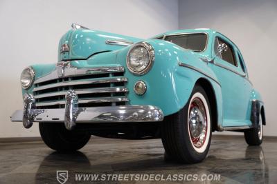 1948 Ford Deluxe Coupe