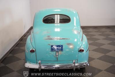 1948 Ford Deluxe Coupe