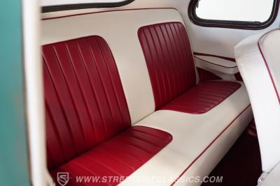 1948 Ford Deluxe Coupe