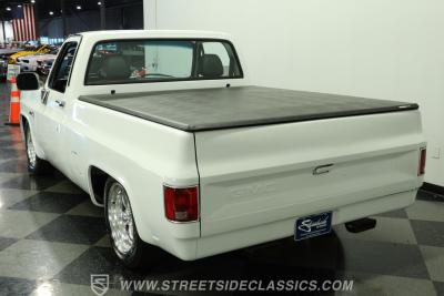1986 GMC C1500 Sierra Classic Restomod