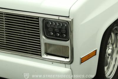 1986 GMC C1500 Sierra Classic Restomod