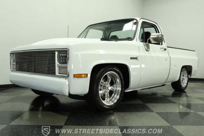 1986 GMC C1500 Sierra Classic Restomod