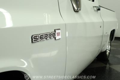 1986 GMC C1500 Sierra Classic Restomod