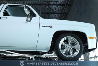 1986 GMC C1500 Sierra Classic Restomod