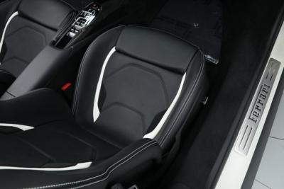 2025 Ferrari 296 GTS