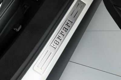 2025 Ferrari 296 GTS