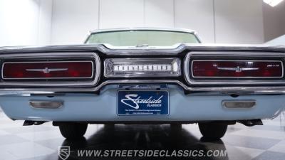 1964 Ford Thunderbird