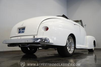 1947 Ford Deluxe Convertible Restomod