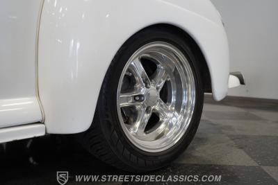 1947 Ford Deluxe Convertible Restomod