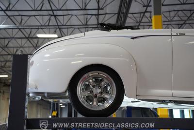 1947 Ford Deluxe Convertible Restomod