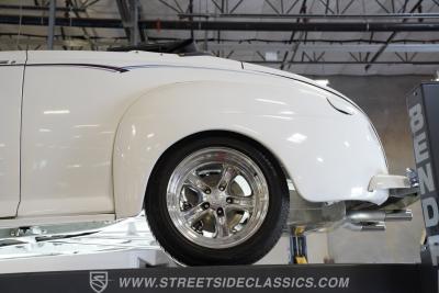 1947 Ford Deluxe Convertible Restomod