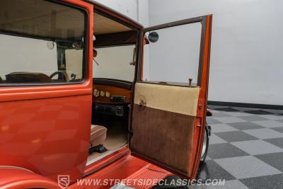 1927 Ford Model T Street Rod