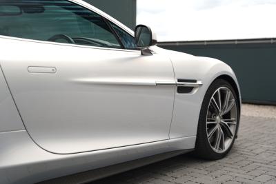 2014 Aston Martin Vanquish