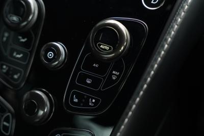 2014 Aston Martin Vanquish