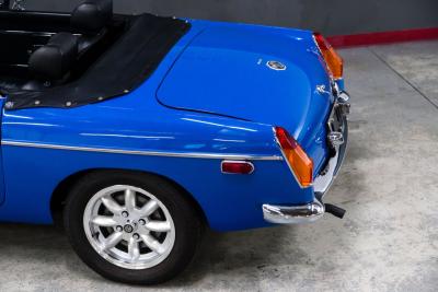 1974 MG EARLY CHROME BUMPER B