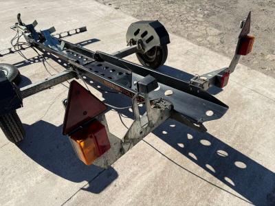 2013 MOTOLUG SE COLLAPSIBLE SINGLE-BIKE TRAILER