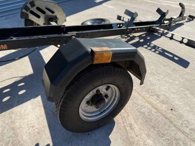 2013 MOTOLUG SE COLLAPSIBLE SINGLE-BIKE TRAILER