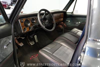 1971 Chevrolet C10 Cheyenne Super Restomod