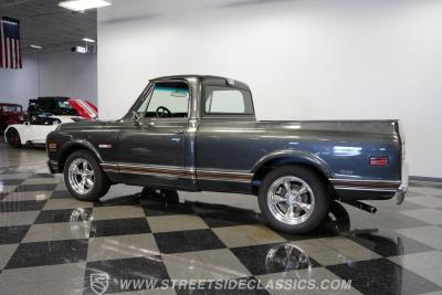 1971 Chevrolet C10 Cheyenne Super Restomod