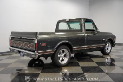1971 Chevrolet C10 Cheyenne Super Restomod