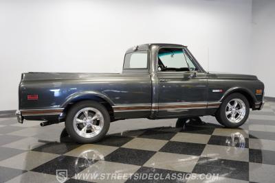 1971 Chevrolet C10 Cheyenne Super Restomod